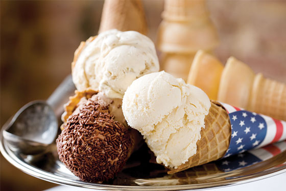 New Yorkers walk the Brooklyn Bridge just to order an ice cream cone from the Brooklyn Ice Cream Factory, located in the Fulton Ferry fireboat house, right on the waterfront. If the weather's warm, expect to wait in a long line to get your scoop.